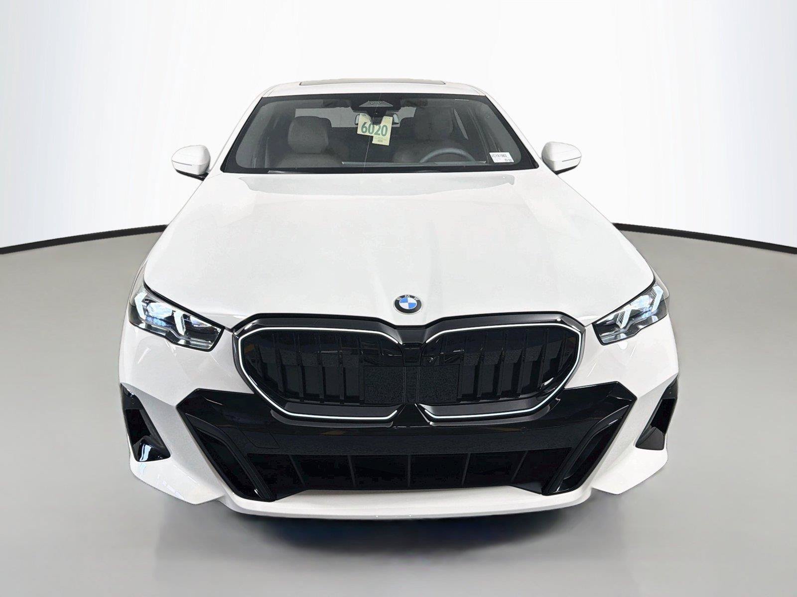 New 2027 BMW 540i xDrive w/ M Sport Package AWD/4WD image 2