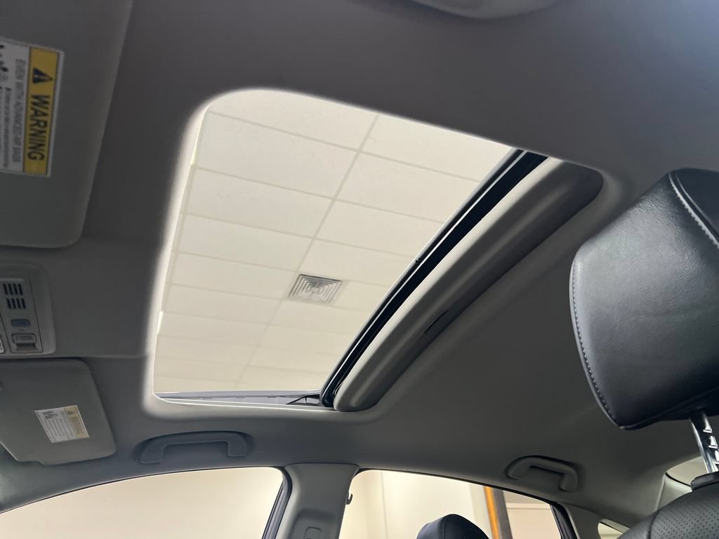 Used 2020 Honda Insight Touring image 23