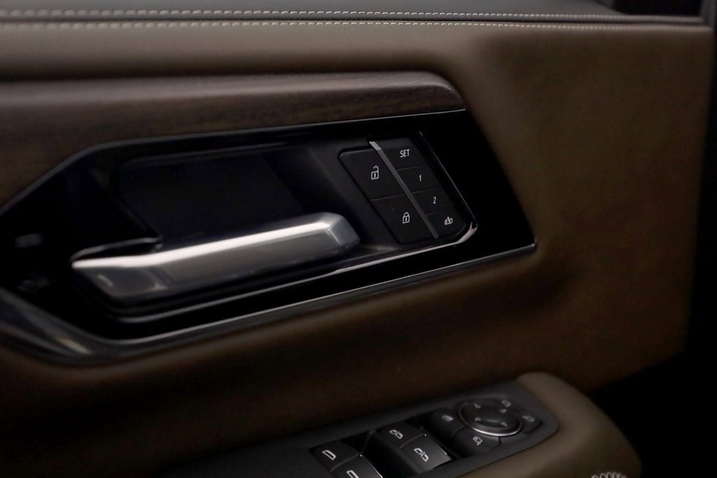 Used 2025 GMC Yukon Denali Ultimate image 20