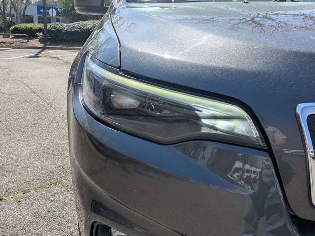 Used 2019 Jeep Cherokee Latitude Plus image 11