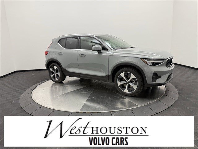 New 2025 Volvo XC40 B5 Core w/ Protection Package Premier