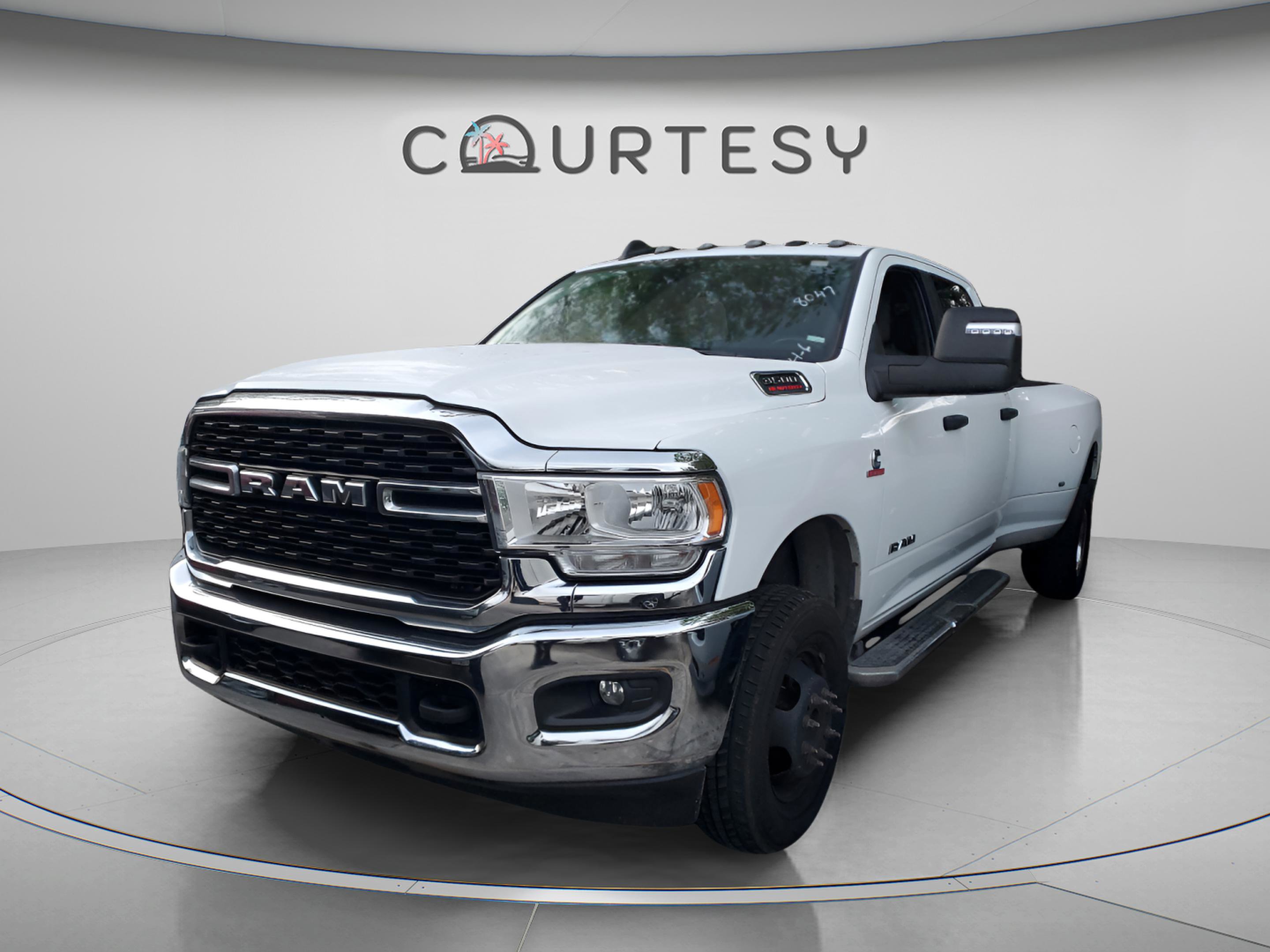 Used 2024 RAM 3500 Big Horn image 1