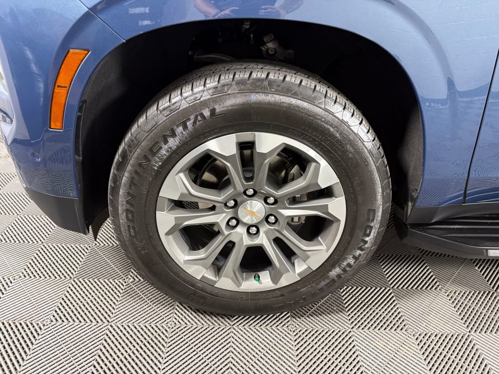 Used 2025 Chevrolet Tahoe LS RWD image 10