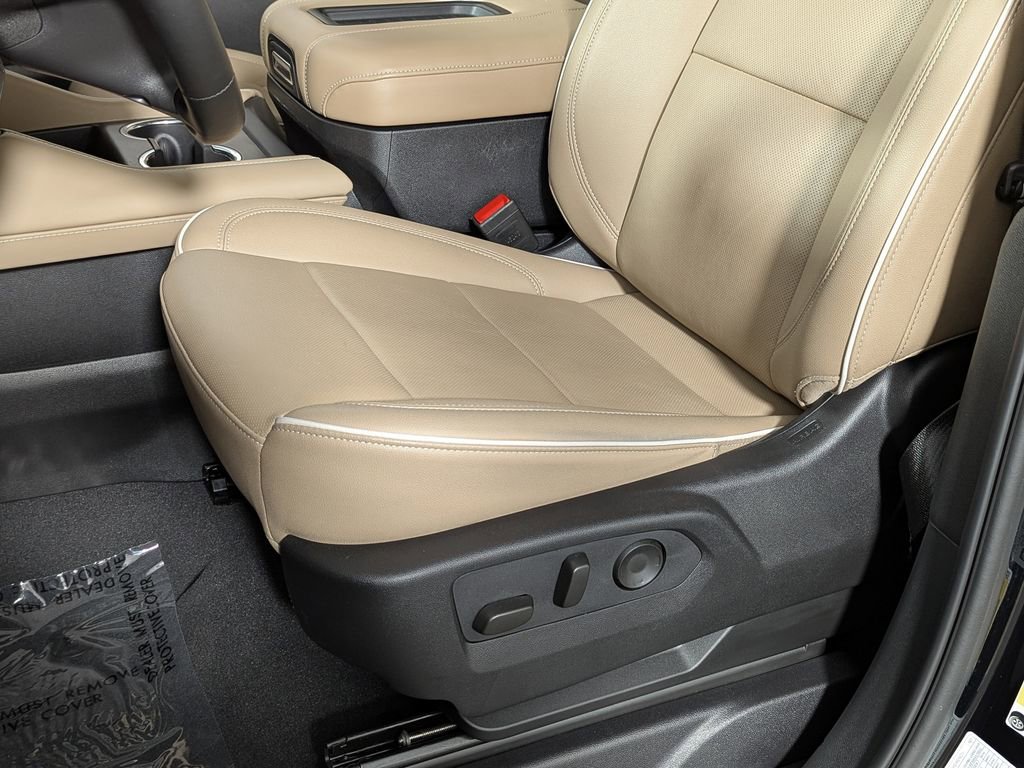 Used 2024 Chevrolet Tahoe Premier image 20