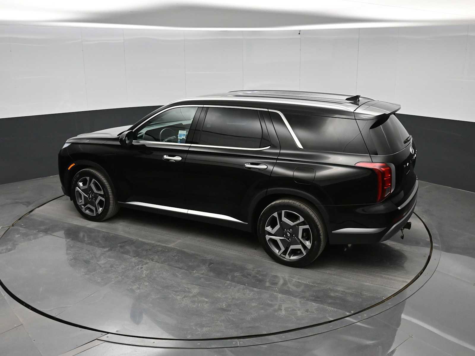 Used 2023 Hyundai Palisade SEL w/ Cargo Package AWD/4WD image 30