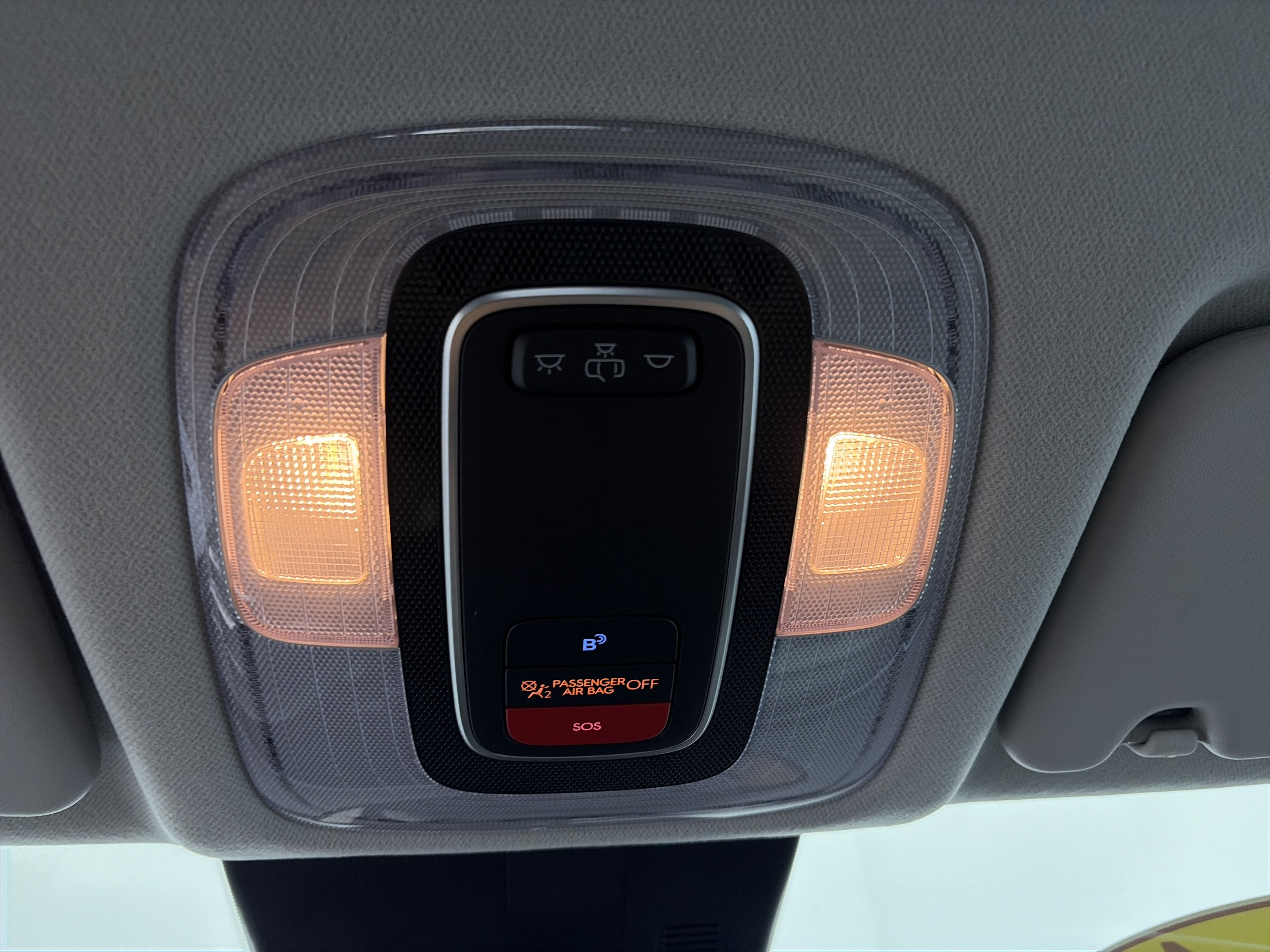 Used 2024 Hyundai Kona SEL AWD/4WD image 29