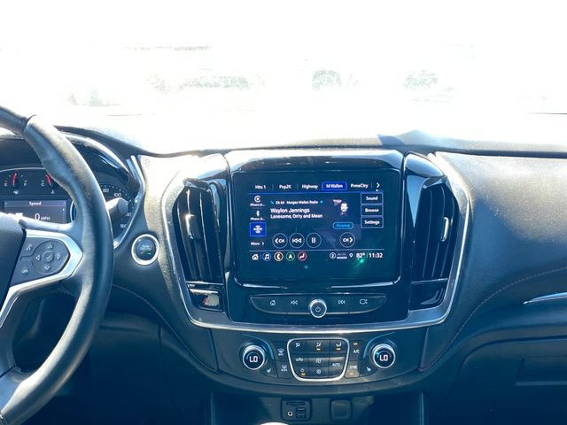Used 2023 Chevrolet Traverse RS w/ LPO, Floor Liner Package FWD image 21