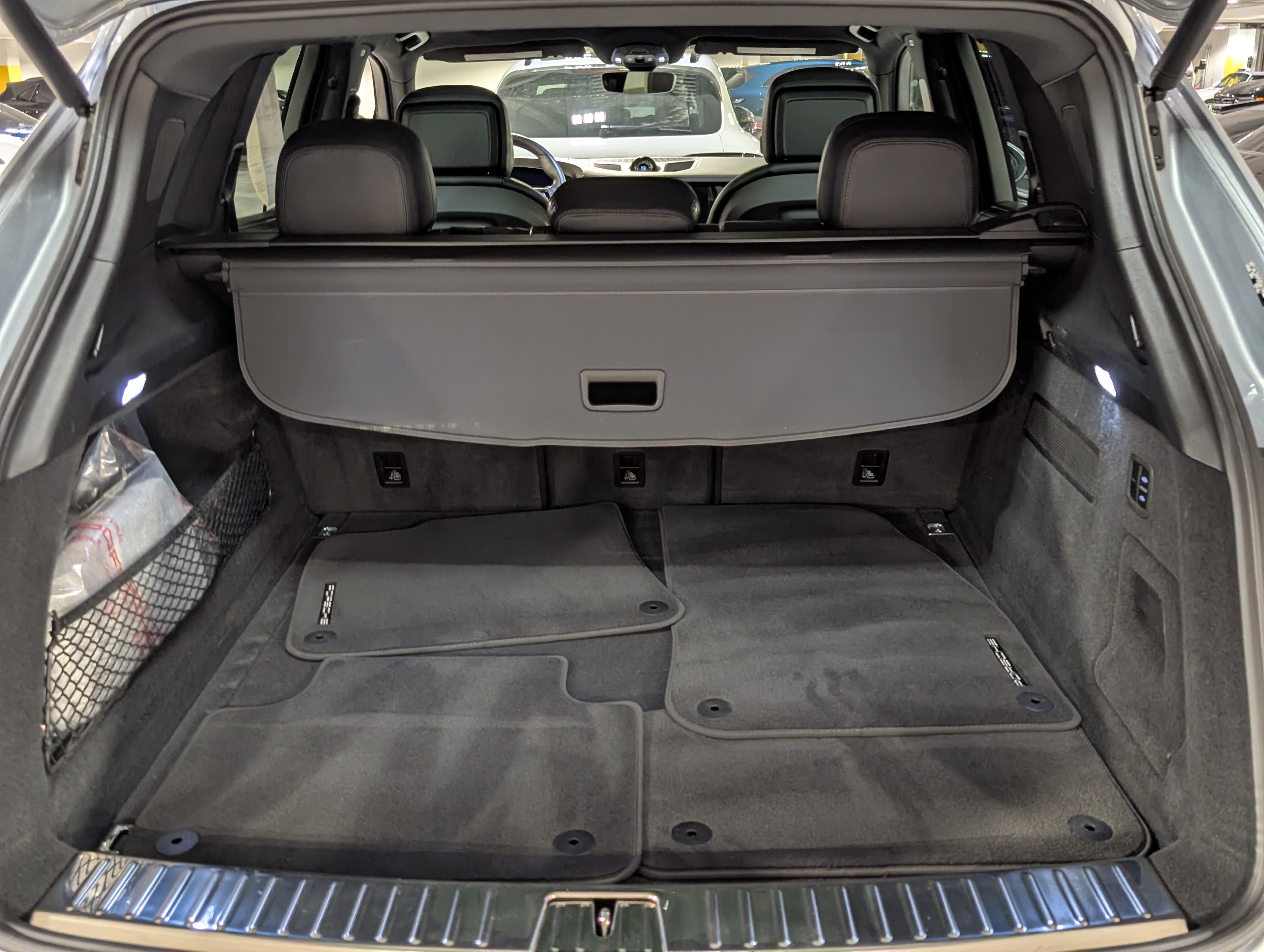 Certified 2025 Porsche Cayenne S image 23