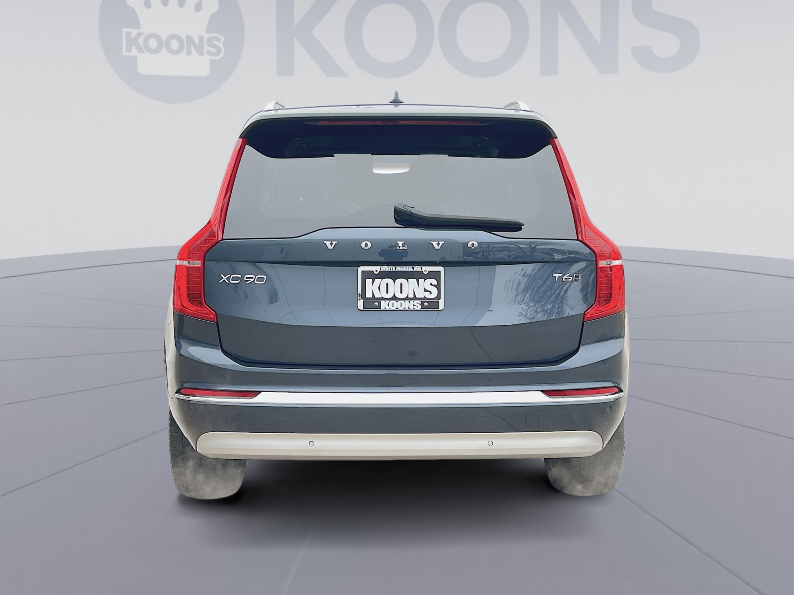 Certified 2022 Volvo XC90 T6 Inscription w/ Climate Package image 5