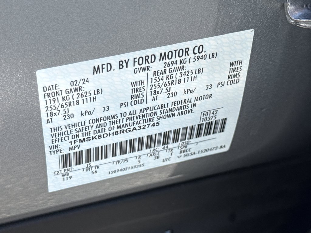 Used 2024 Ford Explorer XLT w/ Equipment Group 202A AWD/4WD image 33
