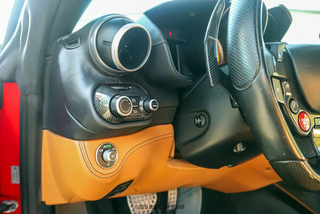 Used 2019 Ferrari Portofino image 22