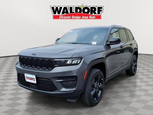 New 2025 Jeep Grand Cherokee 4WD image 7