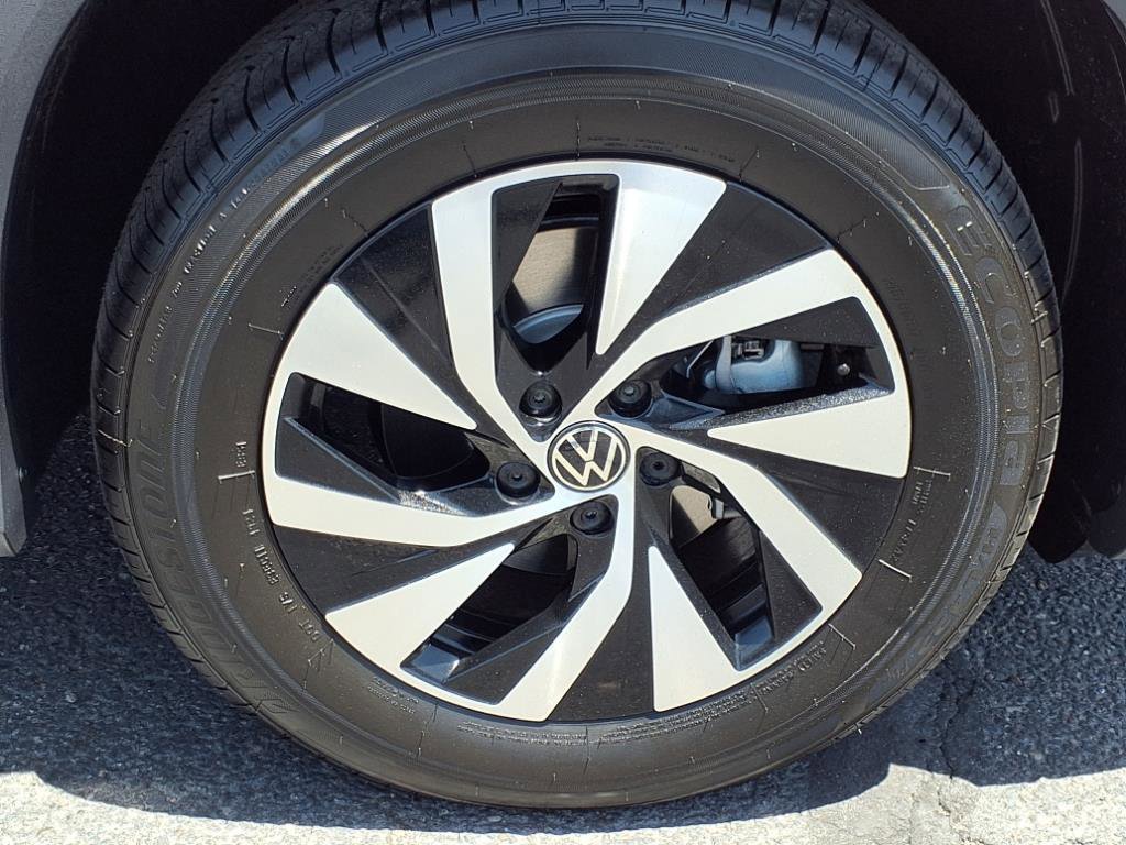 New 2025 Volkswagen Tiguan S image 7