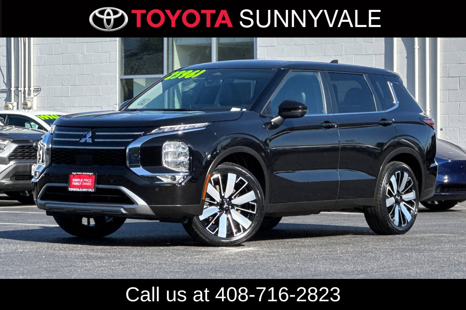 Used 2025 Mitsubishi Outlander SE