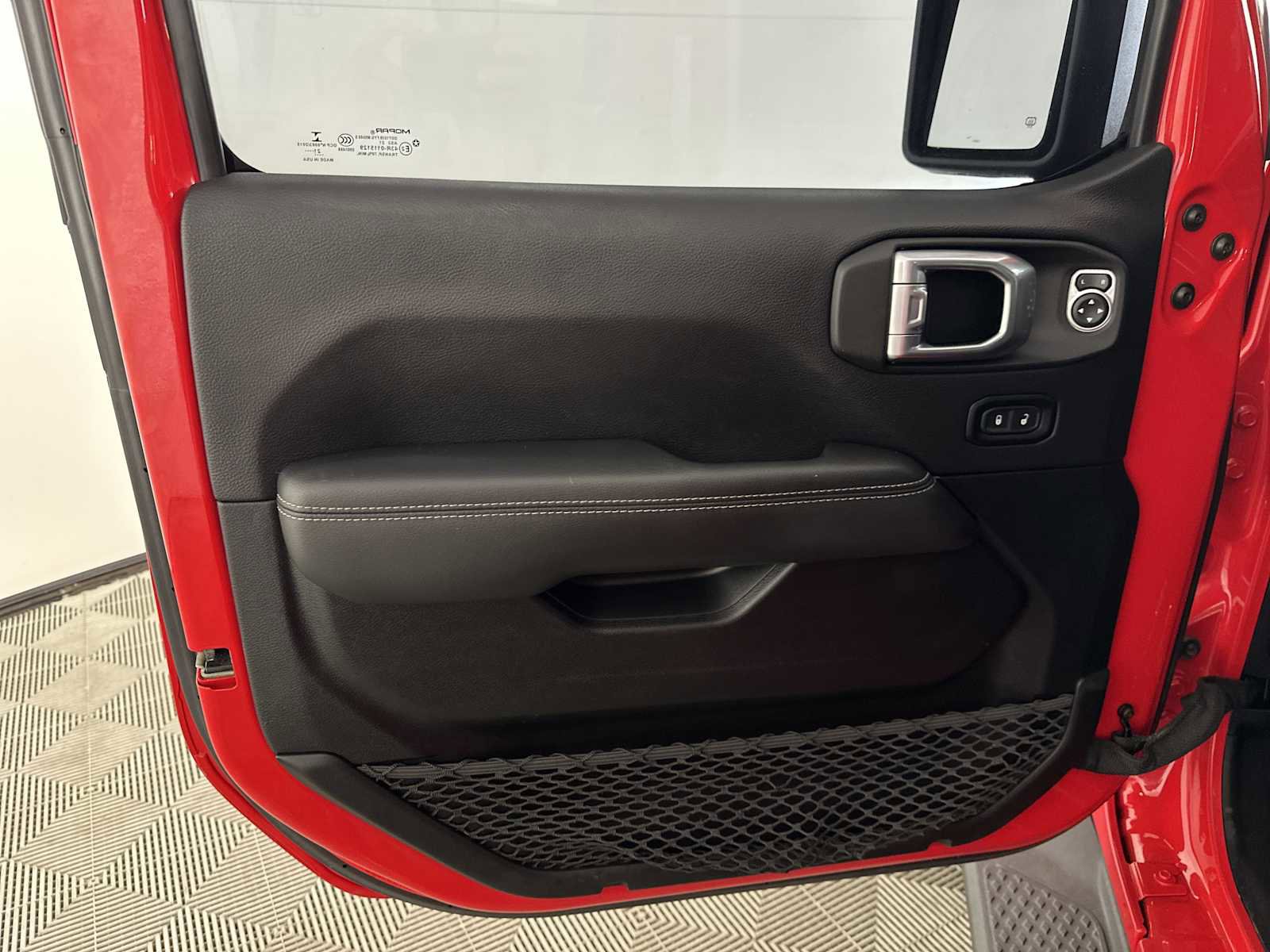 Used 2021 Jeep Gladiator Overland image 15