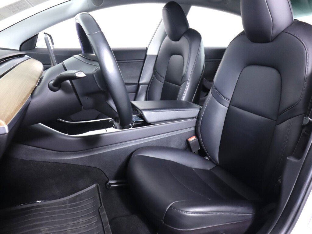 Used 2018 Tesla Model 3 Long Range RWD image 30