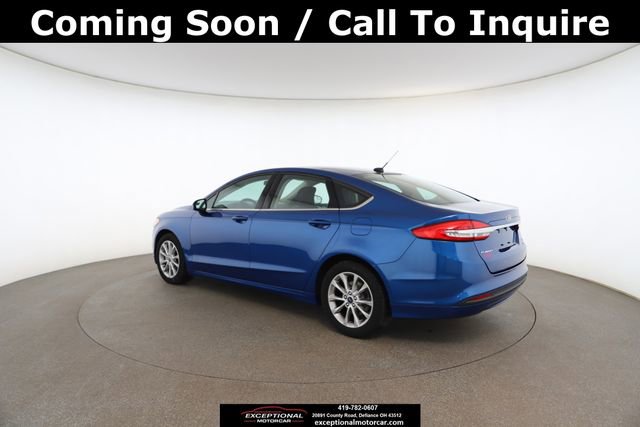 Used 2017 Ford Fusion SE image 11