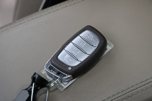 Used 2021 Hyundai Tucson Ultimate w/ Cargo Package AWD/4WD image 39