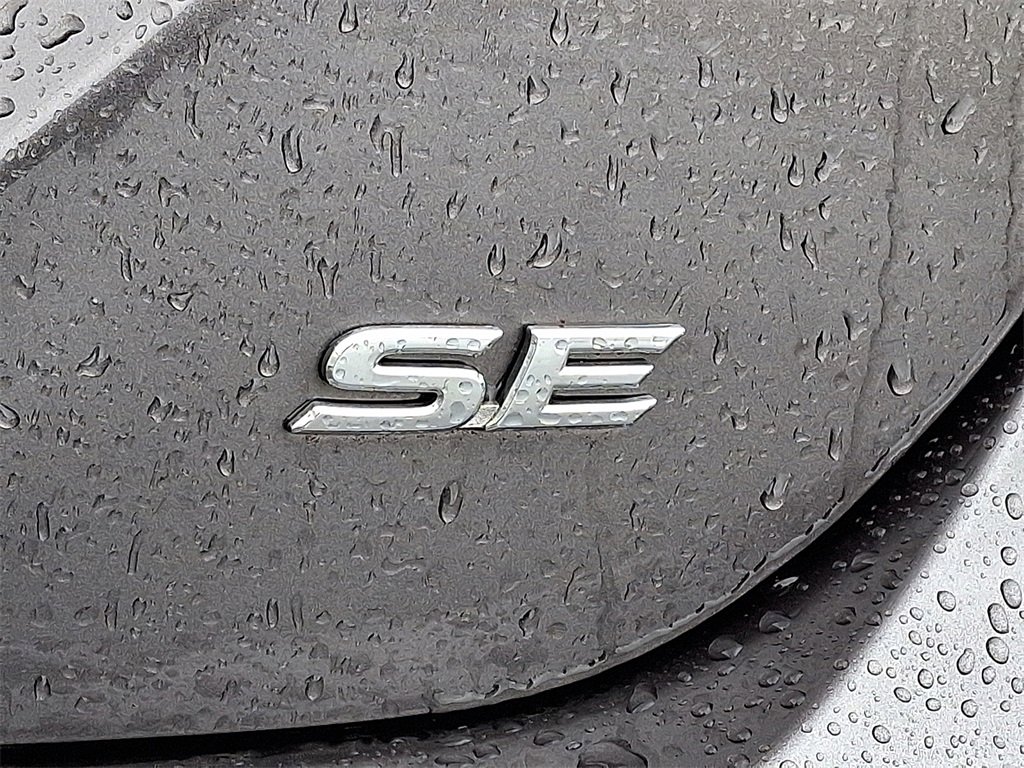 Used 2019 Toyota Camry SE image 31
