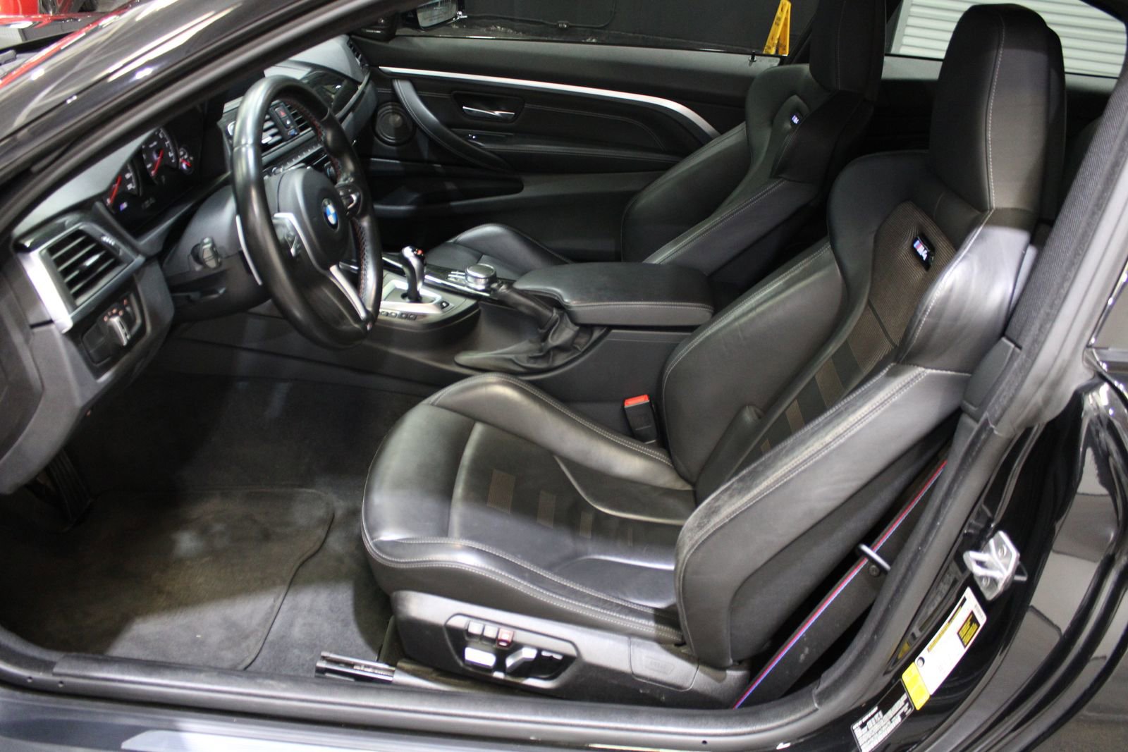 Used 2018 BMW M4 Coupe RWD image 21