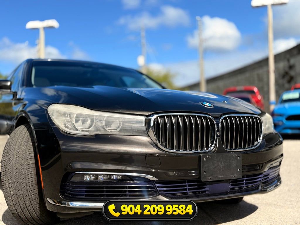 Used 2017 BMW 740i RWD image 8