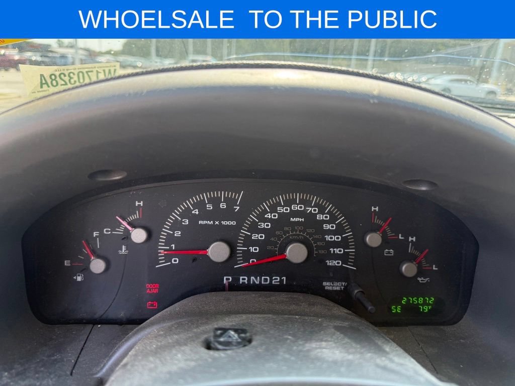 Used 2004 Ford Expedition XLT RWD image 16