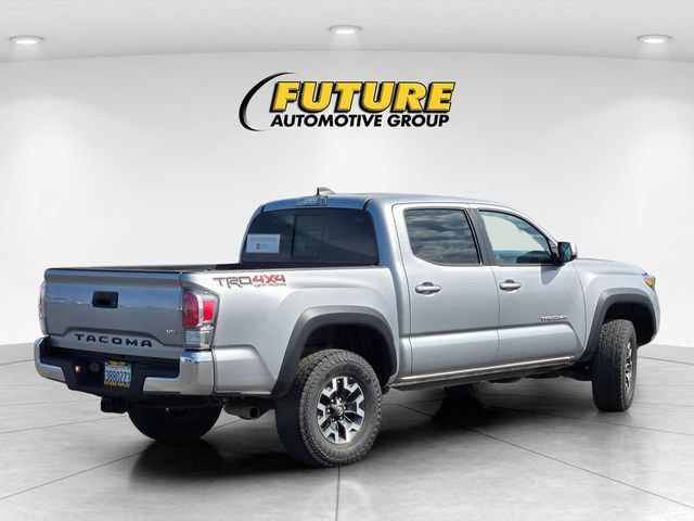 Certified 2020 Toyota Tacoma TRD Off-Road AWD/4WD image 5