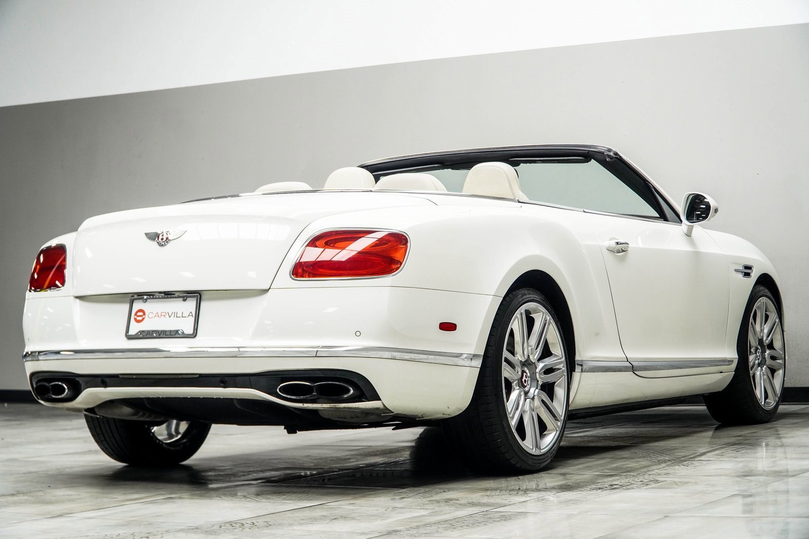 Used 2017 Bentley Continental GT image 14