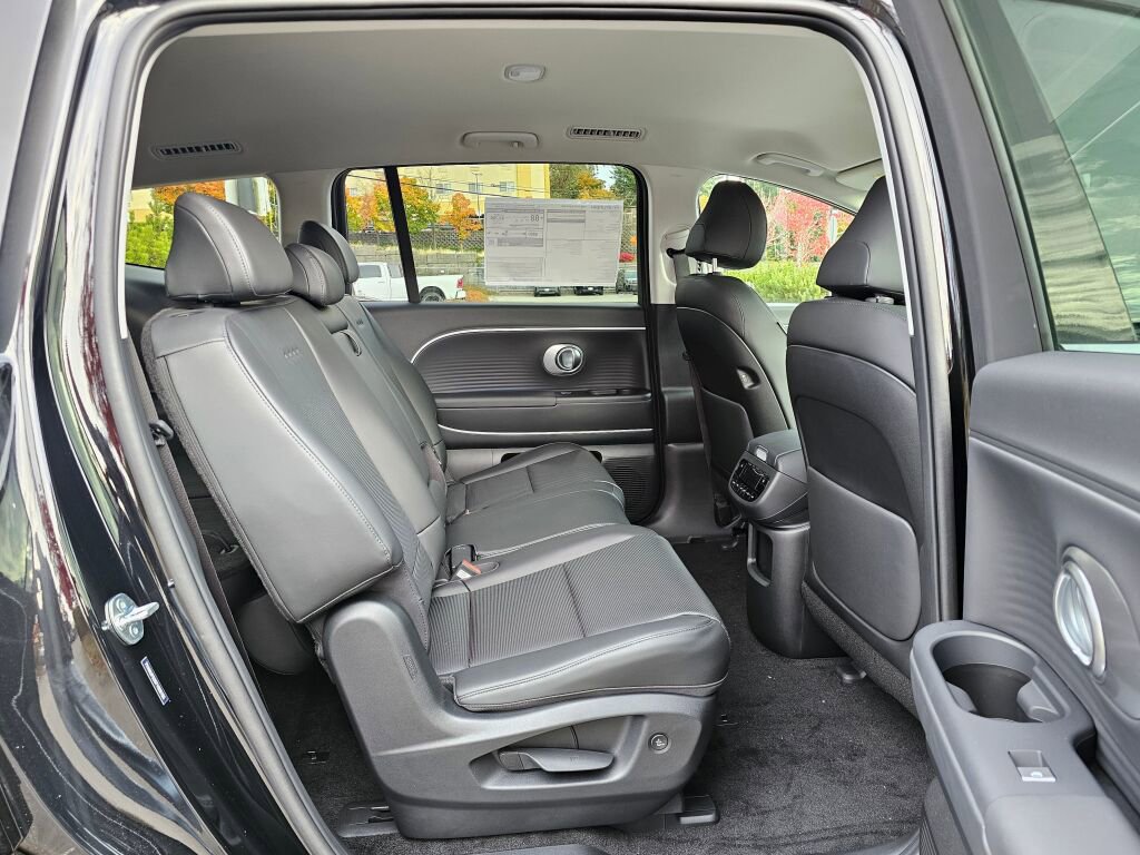 New 2026 Hyundai Ioniq 9 SEL image 12