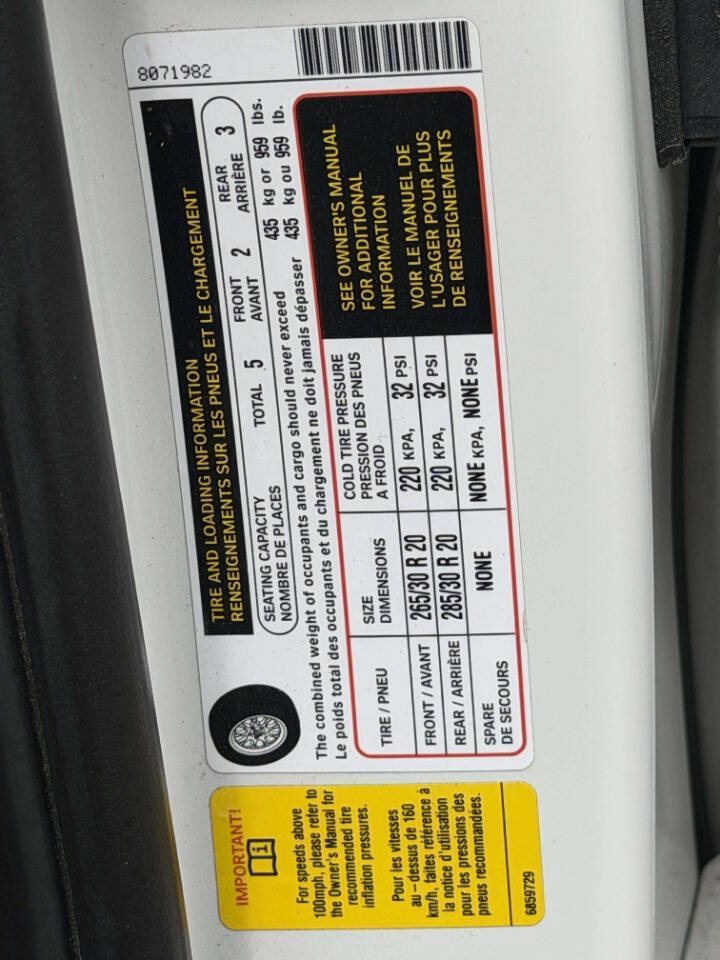Used 2018 BMW M3 RWD image 13