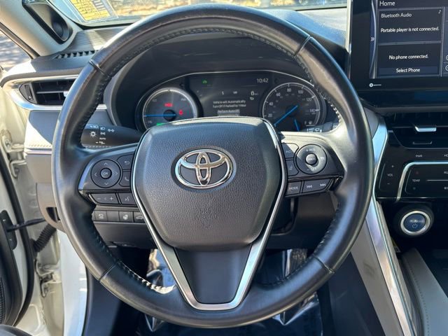 Used 2021 Toyota Venza Limited image 11