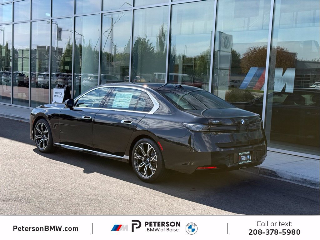New 2027 BMW 740i xDrive w/ Executive Package AWD/4WD image 3