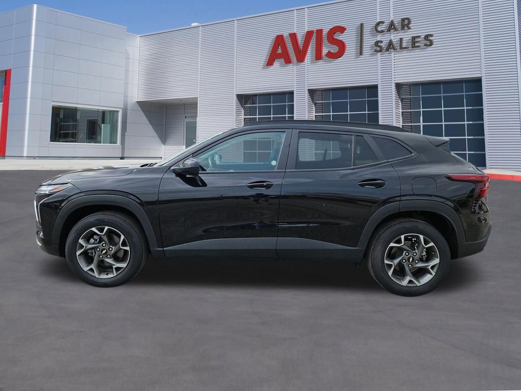 Used 2025 Chevrolet Trax LT w/ LT Convenience Package FWD video 2