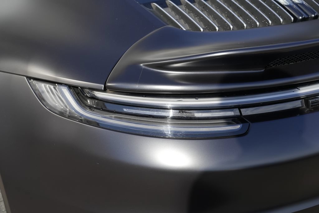 Used 2020 Porsche 911 Carrera 4S AWD/4WD image 17