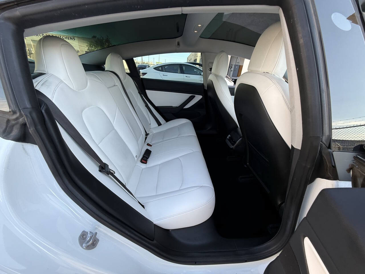 Used 2018 Tesla Model 3 Performance AWD/4WD image 27