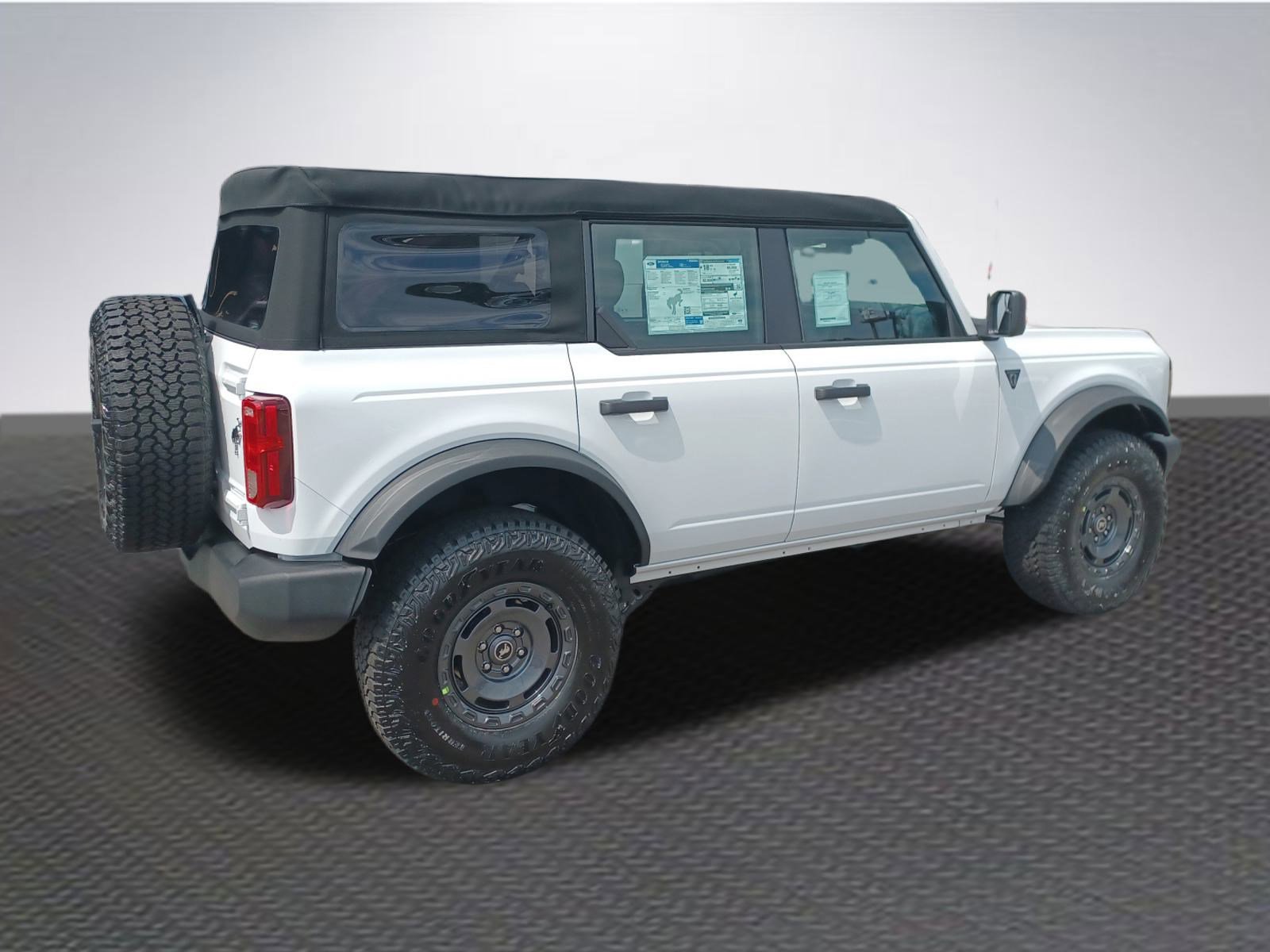 New 2025 Ford Bronco 4-Door w/ Sasquatch Package image 4