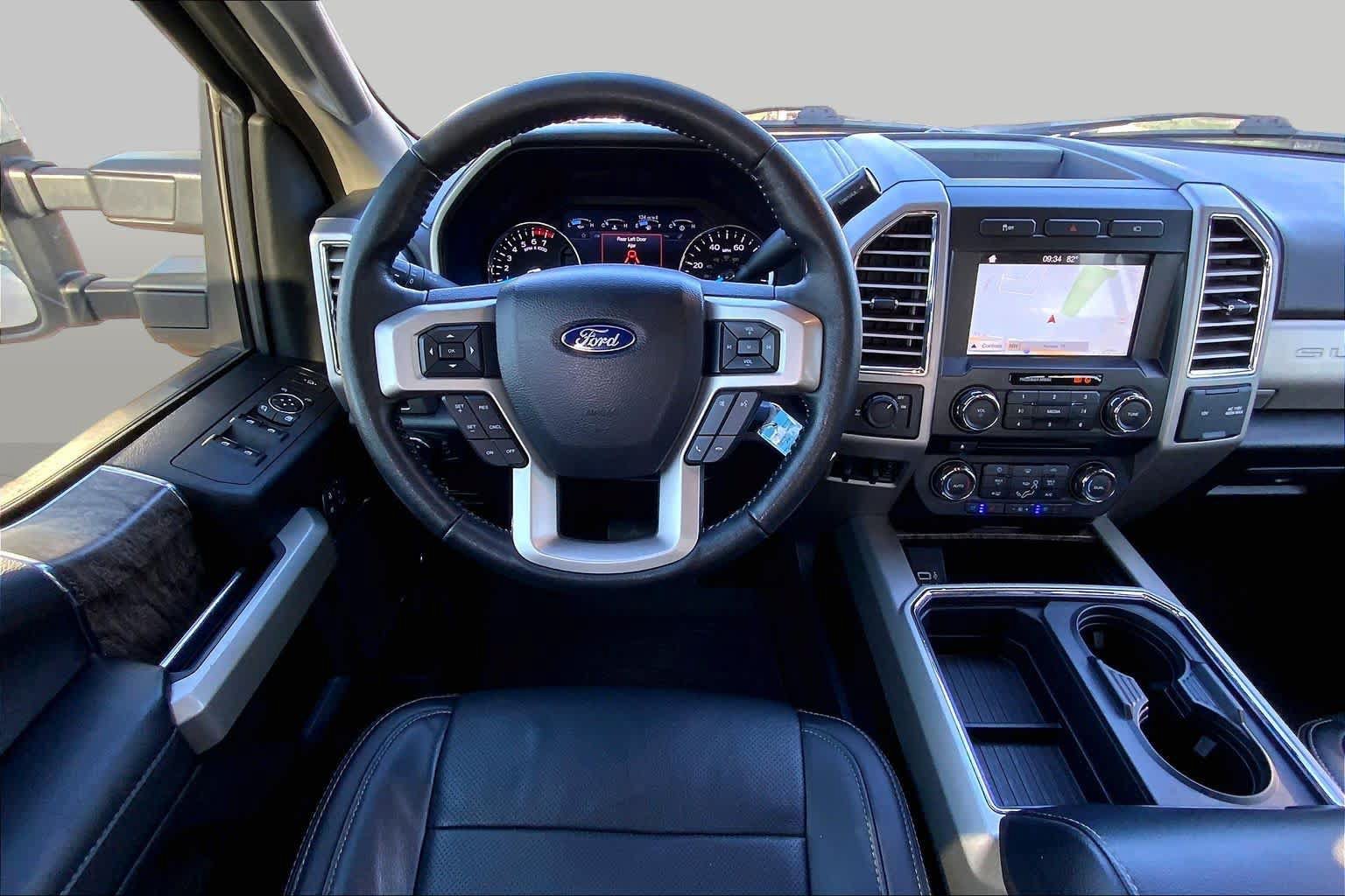 Certified 2017 Ford F250 Lariat w/ Lariat Value Package RWD image 6