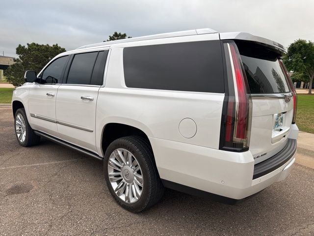 Used 2020 Cadillac Escalade ESV Premium Luxury AWD/4WD image 7