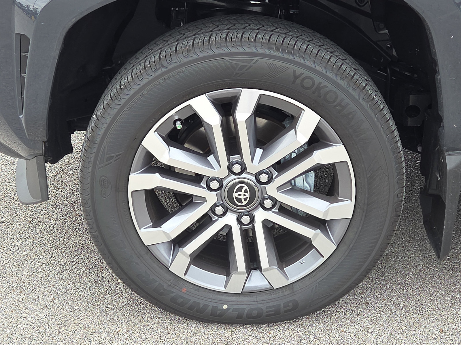 New 2026 Toyota 4Runner Limited AWD/4WD image 5