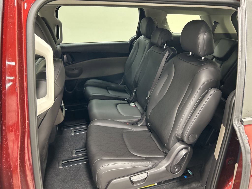 New 2026 Kia Carnival image 23