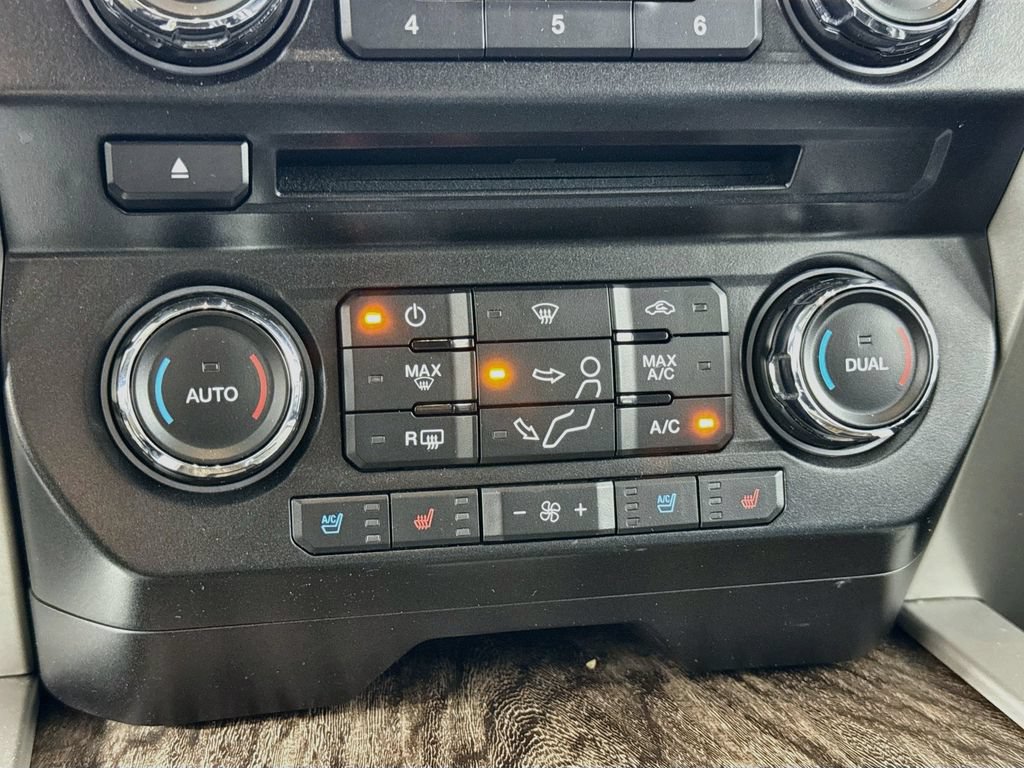 Used 2017 Ford F250 Lariat w/ Chrome Package AWD/4WD image 22