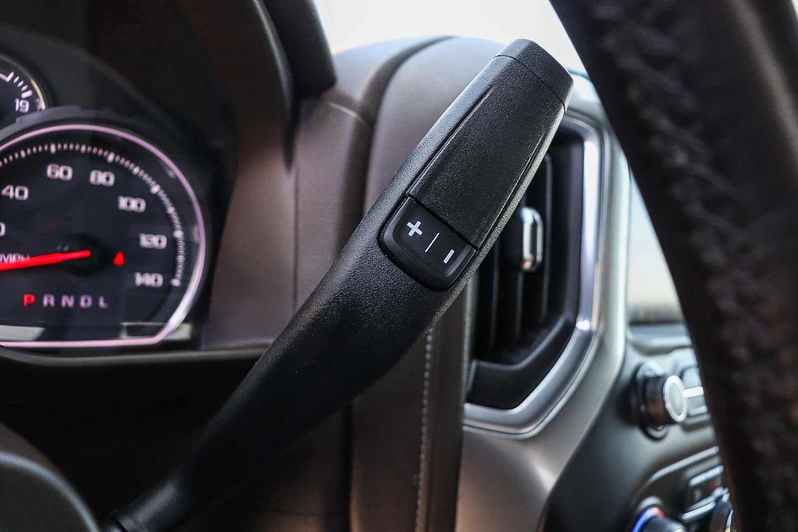 Used 2021 Chevrolet Silverado 1500 LT image 19