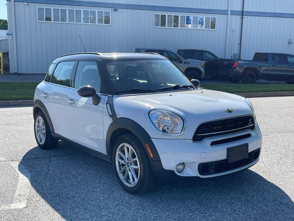 Used 2016 MINI Cooper Countryman S FWD image 3