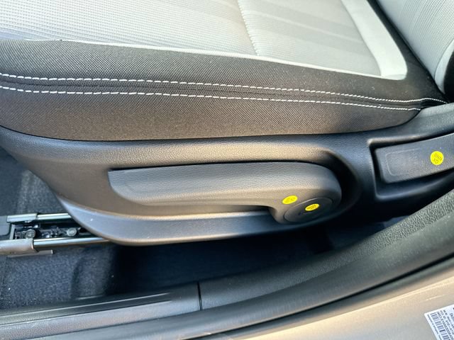 New 2025 Hyundai Venue SEL FWD image 16