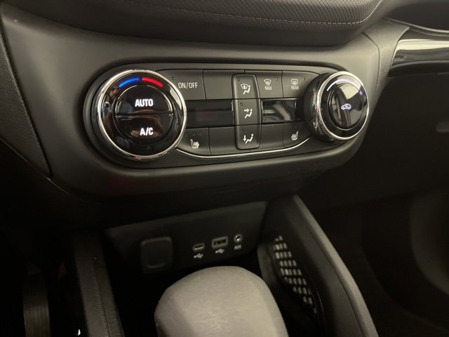 Used 2021 Chevrolet TrailBlazer LT w/ Convenience Package image 13