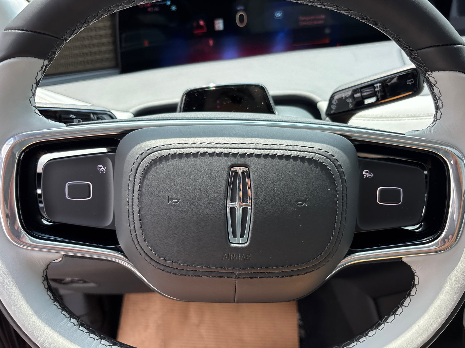 New 2027 Lincoln Navigator Black Label AWD/4WD image 15