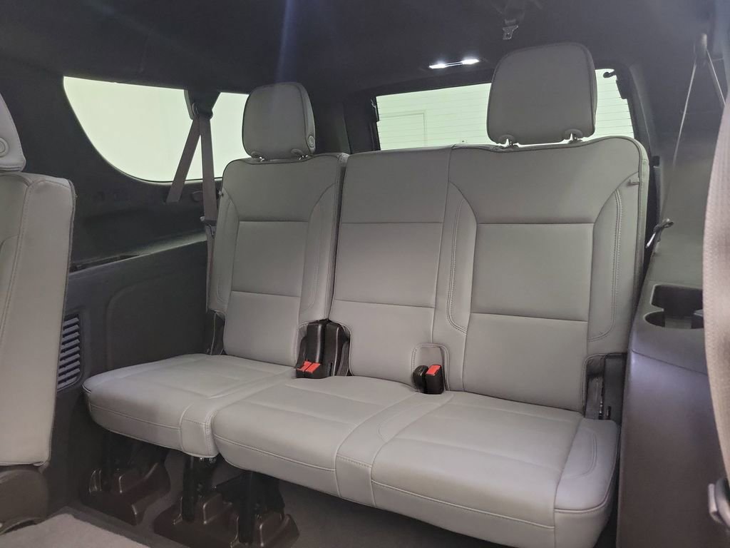 Used 2022 GMC Yukon XL SLT w/ SLT Luxury Package image 20