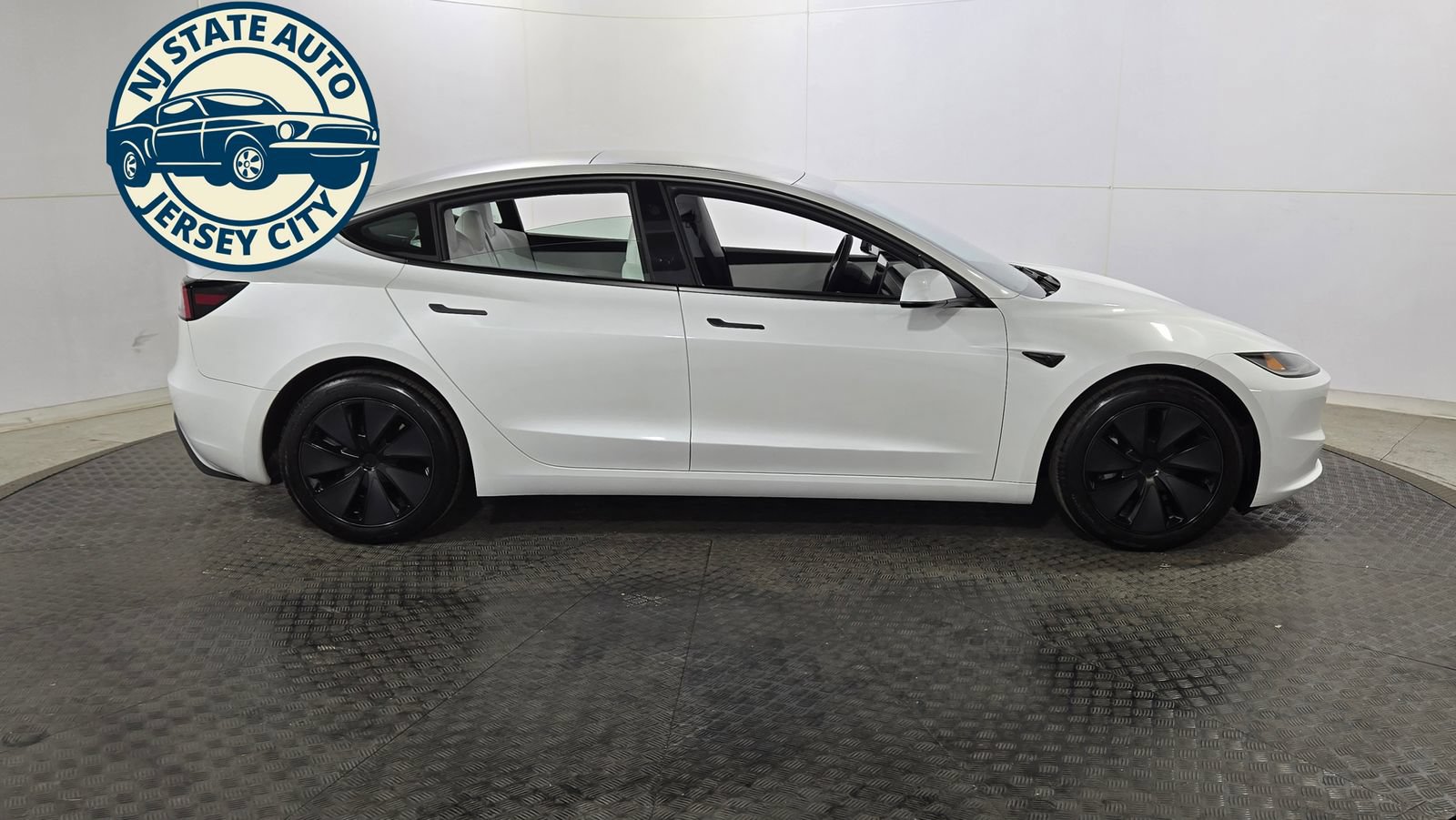Used 2025 Tesla Model 3 Long Range RWD image 14