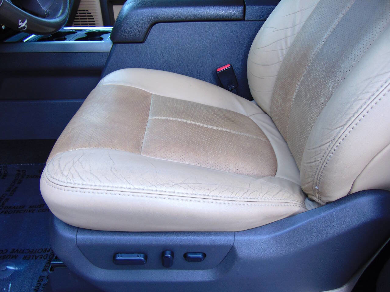 Used 2011 Ford F250 Lariat w/ Lariat Ultimate Pkg image 7