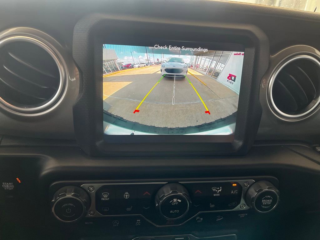 Used 2020 Jeep Wrangler Unlimited Sahara image 55